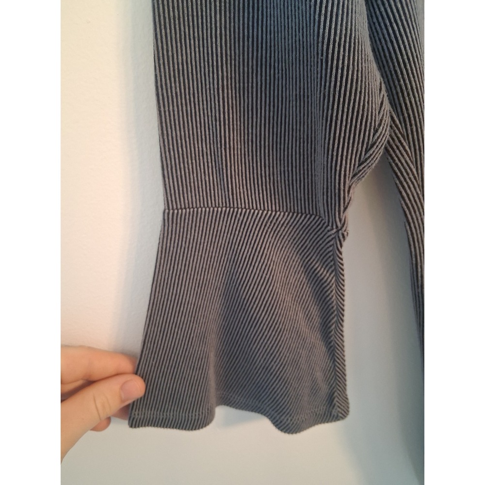 [Minimalist]‎ Motherhood Maternity Ribbed Top Women Small Gray Bell Sleeve Knit - Picture 5 of 5
